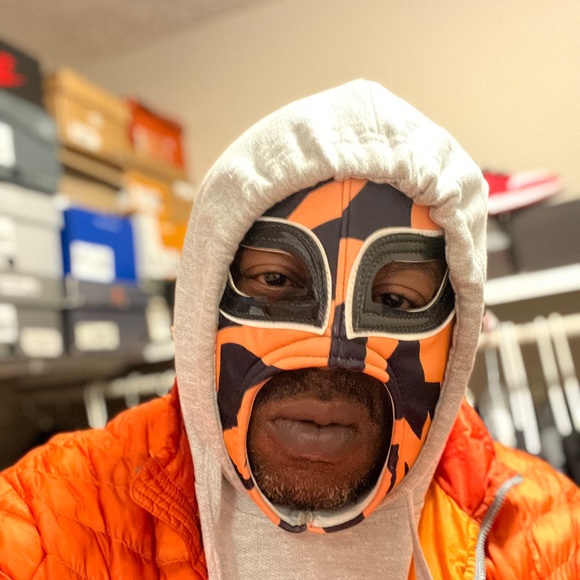 Meet your Posher, Byron - Picture 3 of 3